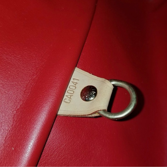 Vintage Louis Vuitton Vernis Red Houston Tote - Picture 6 of 16